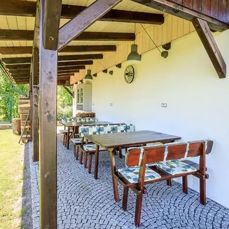 Arnoltice 5 By Interhome Arnoltice u Decina